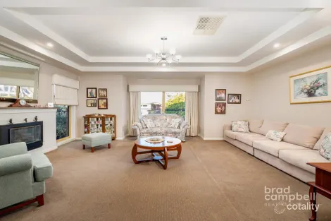 Property photo of 10 Nillahcootie Crescent Kialla VIC 3631
