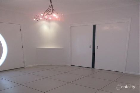 Property photo of 41 Minaret Way Mount Louisa QLD 4814