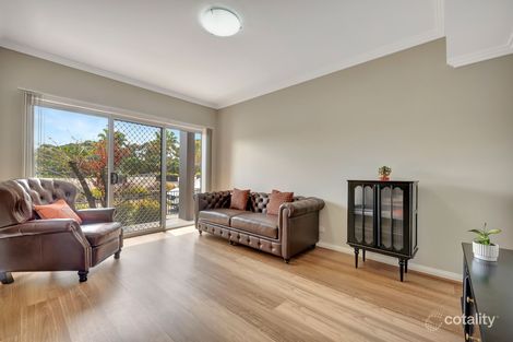 Property photo of 32 Potts Lane Potts Hill NSW 2143