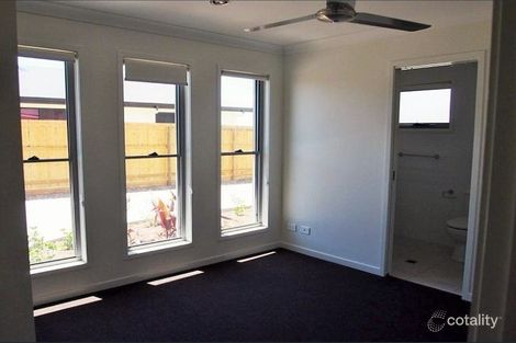 Property photo of 18 Benarid Drive Ooralea QLD 4740