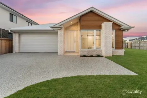 61 Belvedere Dr, Spring Mountain, QLD 4300