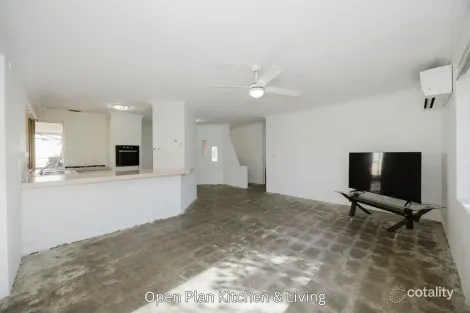 Property photo of 21 St Ives Drive Yanchep WA 6035