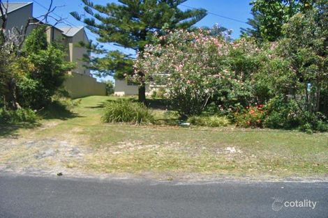 Property photo of 18 Coral Crescent Pearl Beach NSW 2256