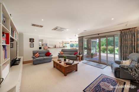 Property photo of 34 Firbank Drive Waldara VIC 3678