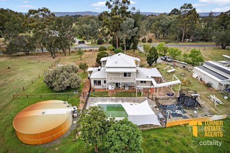 72 Country Dr, Oakford, WA 6121