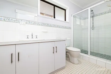 Property photo of 4 Merebin Court Merbein VIC 3505