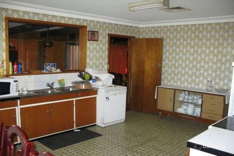 Property photo of 2 First Avenue Macquarie Fields NSW 2564