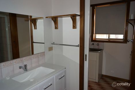 Property photo of 2/26 Maude Street Shepparton VIC 3630