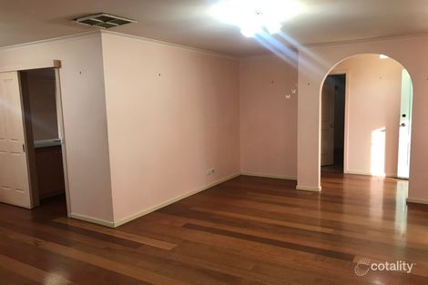 Property photo of 15 Molineux Way Roxburgh Park VIC 3064