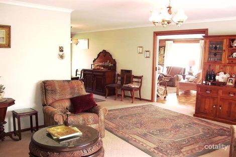 10 Deighton Dr, Rosebud, VIC 3939