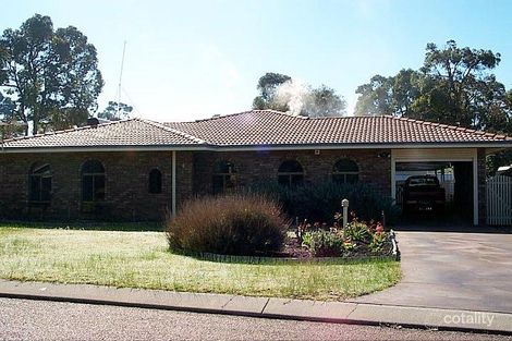 4 Lowry Ct, Collie, WA 6225