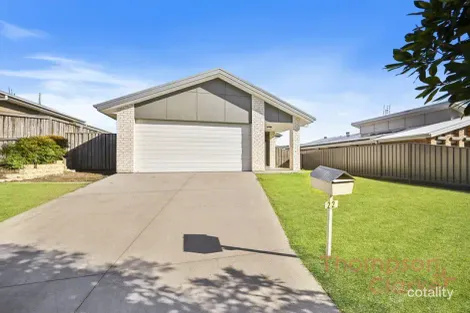 Property photo of 22 Holland Circuit Gillieston Heights NSW 2321