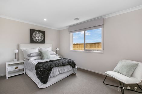 Property photo of 5 Manders Street Berwick VIC 3806