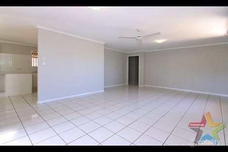 Property photo of 9 Currawong Street Bundamba QLD 4304