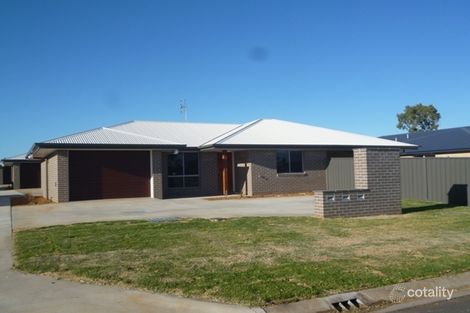 Property photo of 2/14 Dudley Street Chinchilla QLD 4413