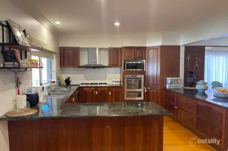 Property photo of 68 Development Boulevard Mill Park VIC 3082