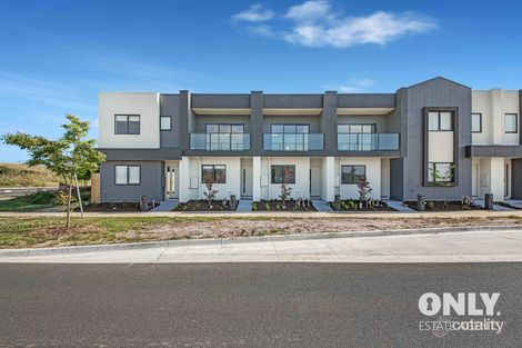 17 Vera Cl, Clyde North, VIC 3978