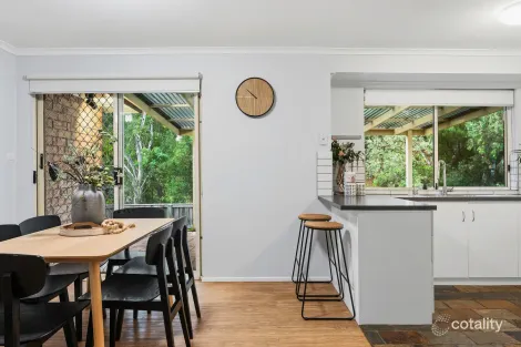 Property photo of 9 Fig Tree Lane Aberfoyle Park SA 5159