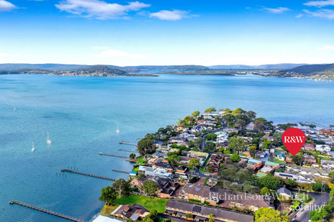 9 Alukea Ave, Point Clare, NSW 2250