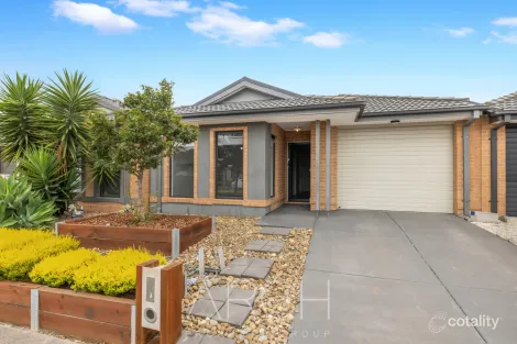30 Simmental Dr, Clyde North, VIC 3978
