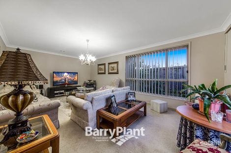 Property photo of 36 Lyndhurst Square Drouin VIC 3818