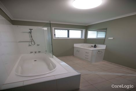 Property photo of 27 Jacaranda Crescent Annandale QLD 4814