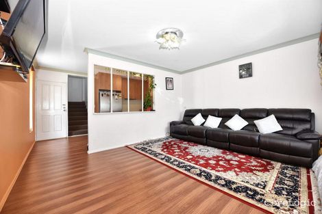Property photo of 1/5 Fairlight Avenue Fairfield NSW 2165