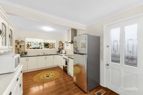 Property photo of 22 Longfellow Avenue Mooroolbark VIC 3138