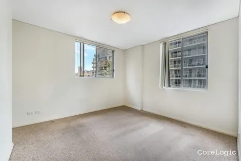 Property photo of 17/2-4 George Street Warwick Farm NSW 2170