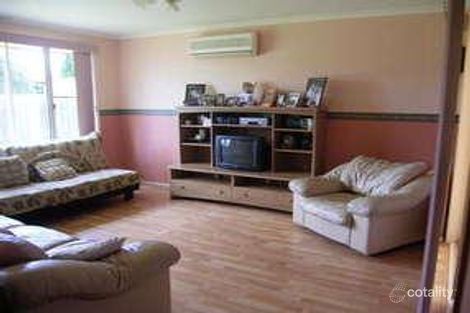 Property photo of 16 Durack Place St Helens Park NSW 2560
