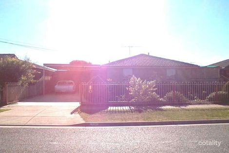 16 Acacia Cres, Melton South, VIC 3338