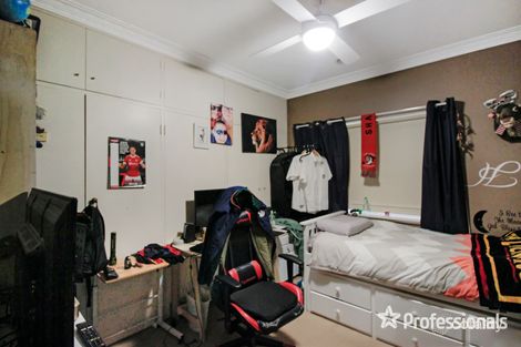 Property photo of 38 Walteela Avenue Mount Austin NSW 2650