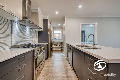 Property photo of 207 Pink Hill Boulevard Officer VIC 3809