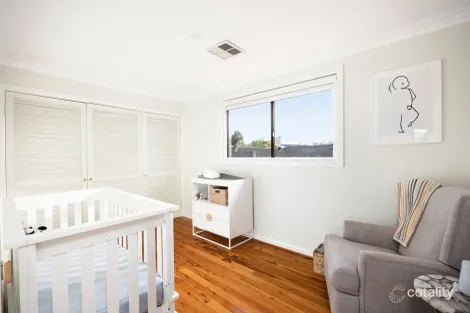 Property photo of 8 Albany Place Kearns NSW 2558