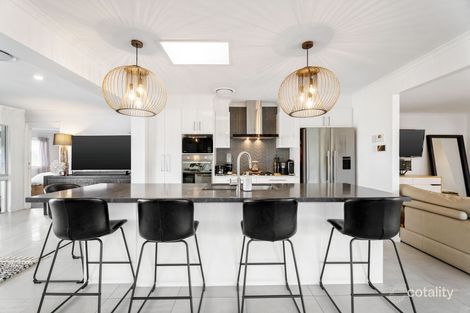 Property photo of 4 Sara Avenue Broadbeach Waters QLD 4218