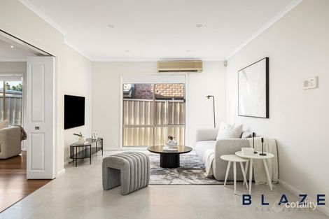 Property photo of 10 Crocodile Drive Green Valley NSW 2168