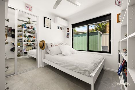 Property photo of 11 Tocumwal Court Helensvale QLD 4212