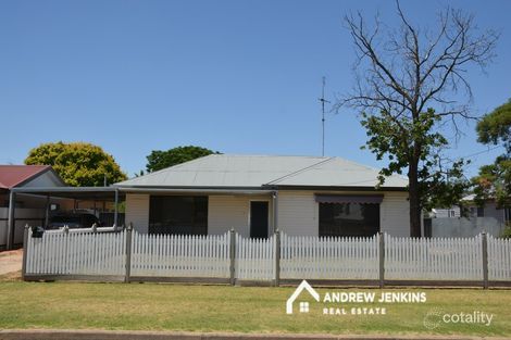 9 Hampden St, Finley, NSW 2713