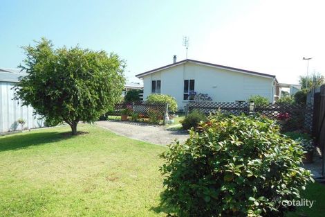 Property photo of 206 Thorpes Lane Lakes Entrance VIC 3909