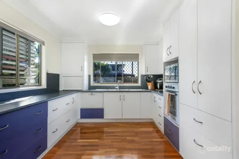 Property photo of 6 Whitewood Crescent Kin Kora QLD 4680