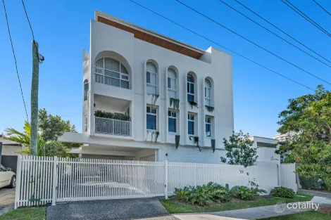 2/9 Sunset Bvd, Surfers Paradise, QLD 4217