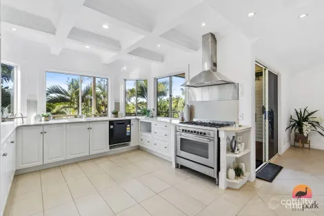 Property photo of 2-28 Bluff Crescent Mulambin QLD 4703