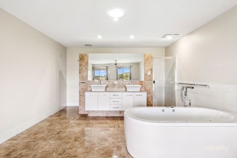Property photo of 9 Rigoni Crescent Coffs Harbour NSW 2450