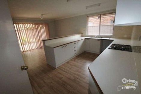 Property photo of 12 Paroo Court Wattle Grove NSW 2173