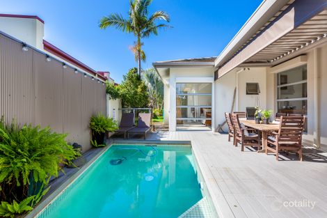 2823 Gracemere Cct E, Hope Island, QLD 4212