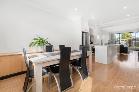 Property photo of 33 Demmie Mews Lyndhurst VIC 3975