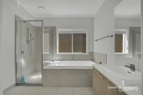 Property photo of 26 Eucalypt Street Armstrong Creek VIC 3217