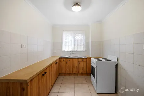 Property photo of 3/33 Ahern Street Labrador QLD 4215