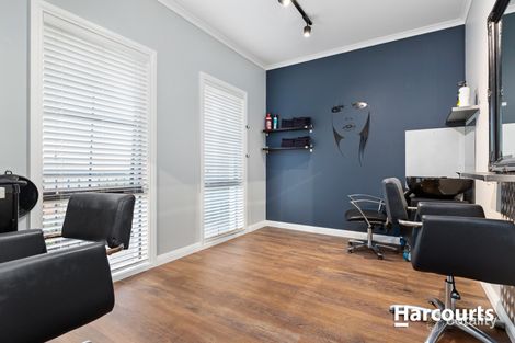 Property photo of 4 Ascot Rise Berwick VIC 3806