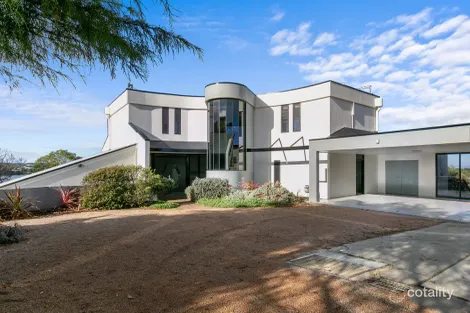 Property photo of 4A Wattlebird Close Kalimna VIC 3909